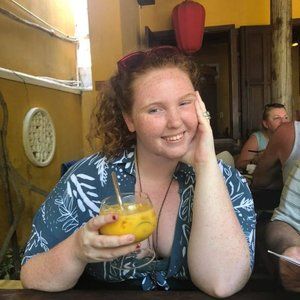 Meet your Posher, Sabrina